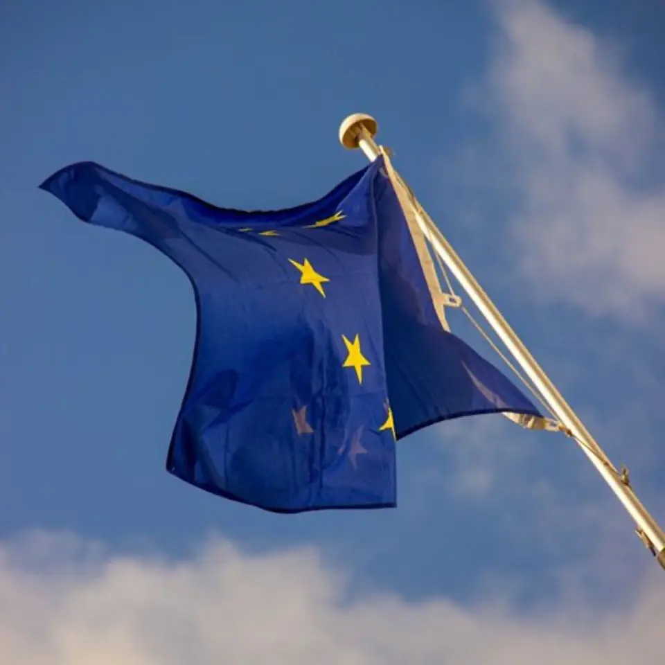 PET flag: is recycled polyester sustainable?